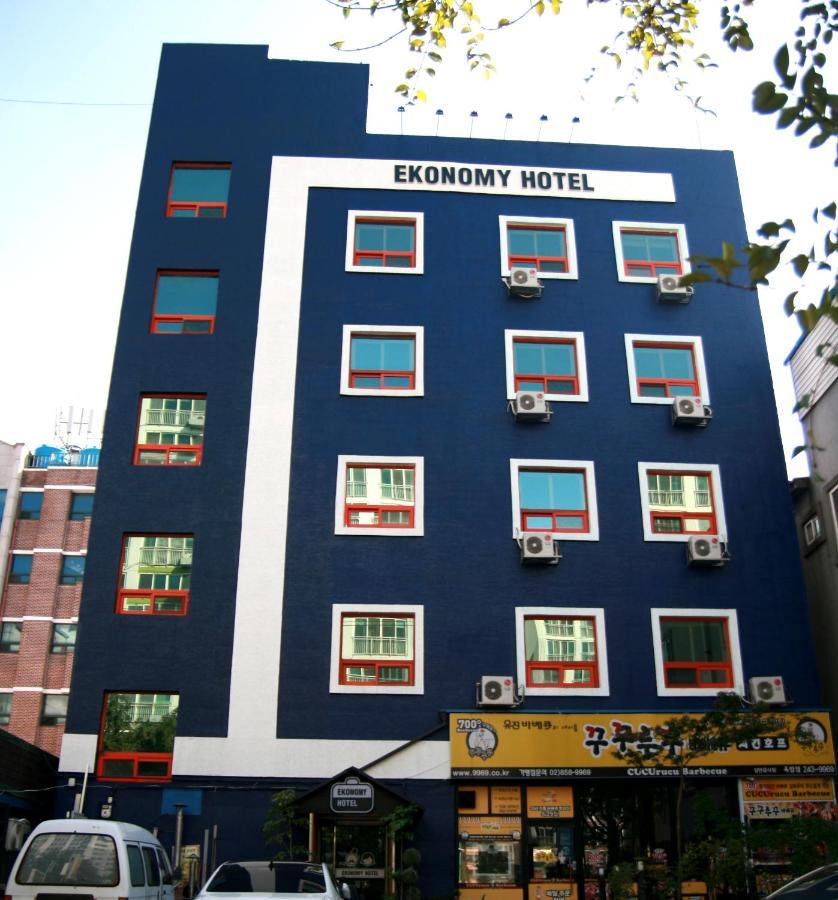 Ekonomy Hotel Мокпо Экстерьер фото
